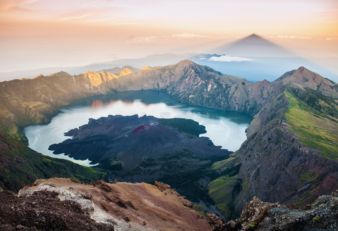 TAMAN NASIONAL RINJANI